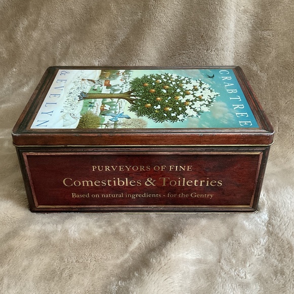 Vintage Crabtree & Evelyn Rectangular Tin Box - Picture 2 of 5